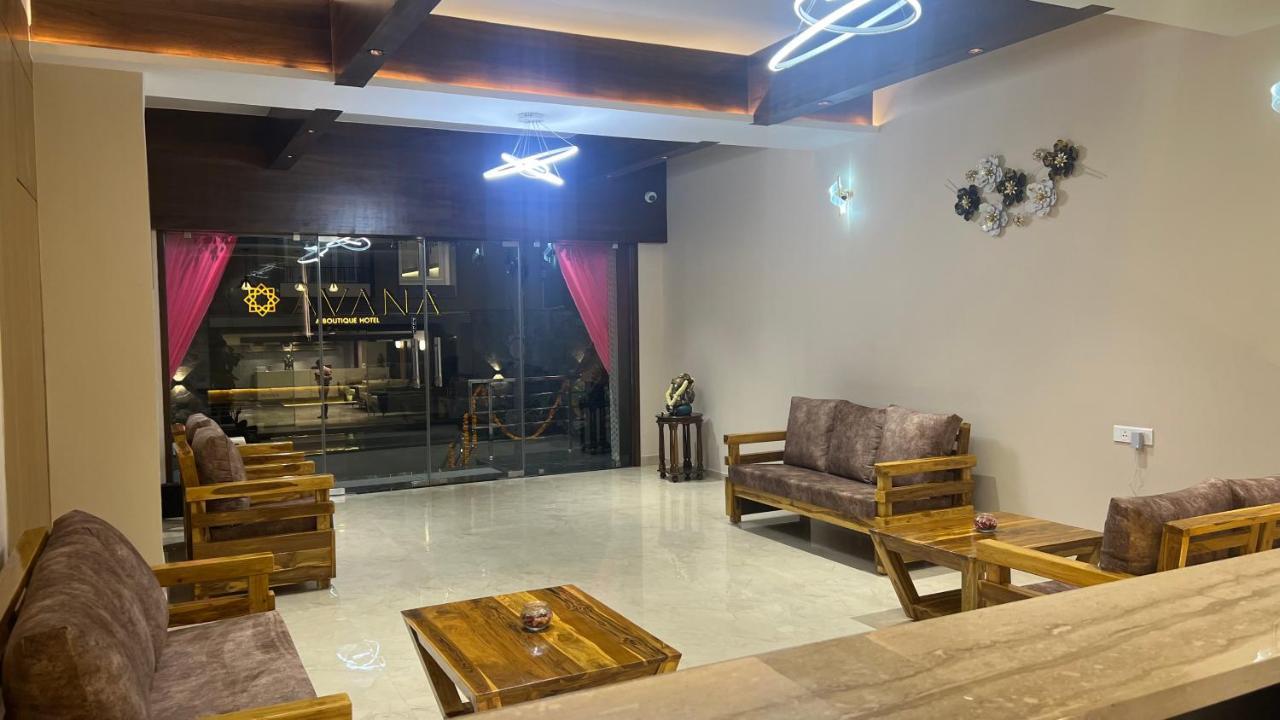 Hotel Ceasta, Beside Us Consulate Hyderabad, Gachibowli Gundipet Exterior photo